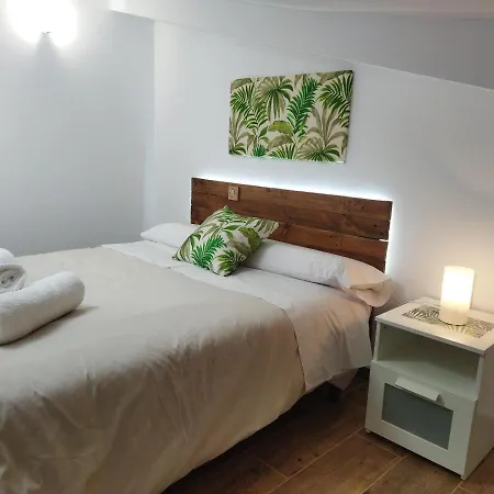 Llaves Del Arca * Trujillo